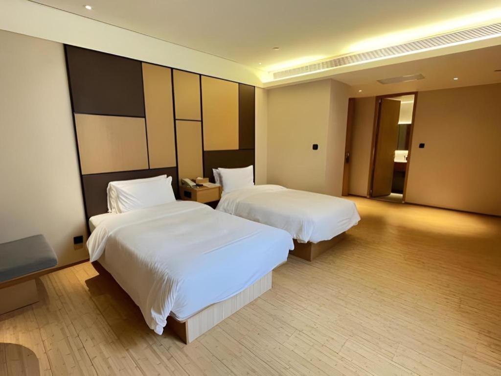 Ji Hotel Shanghai The Bund Tiantong Road Exterior foto